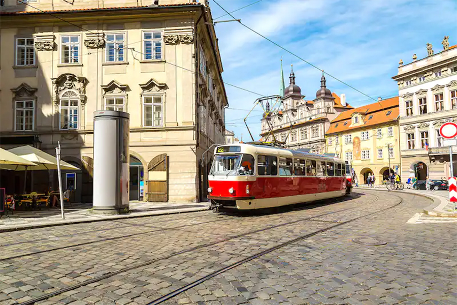 How to get around in Czech Republic