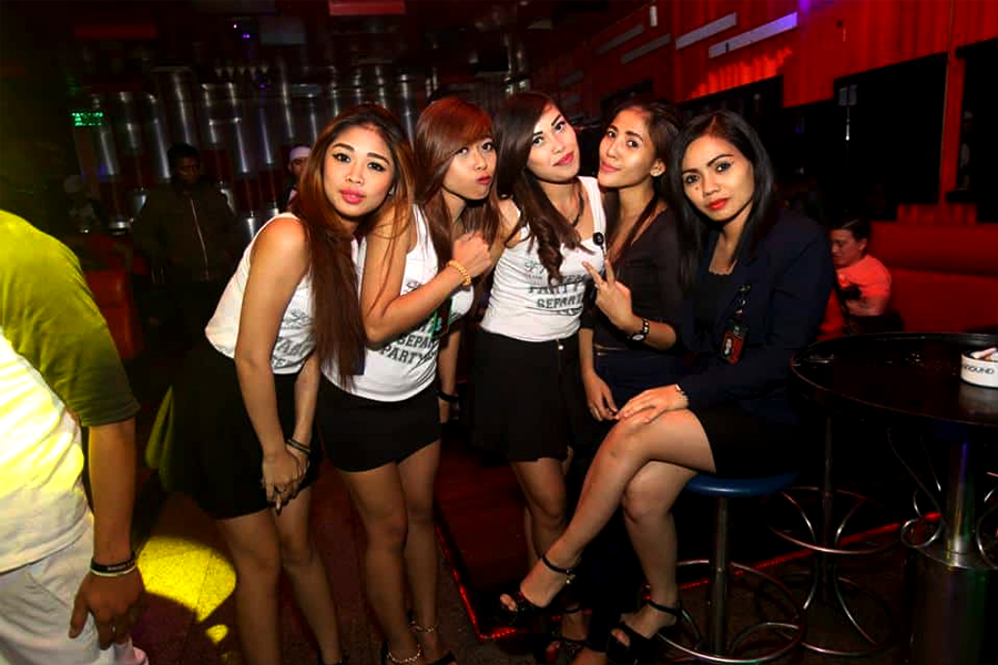 Girly Bars in Batam